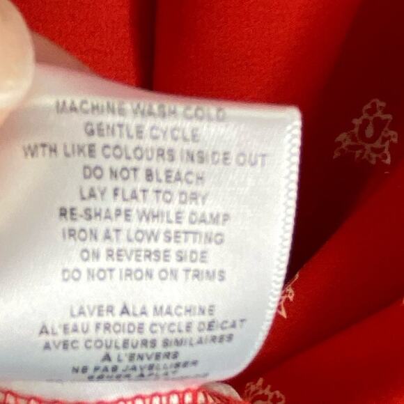 Warehouse One Red Floral Patterned Racerback Lightweight Tank Blouse Size XL - Picture 7 of 7